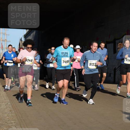 06.10.2024 - 19. swb-Marathon Bremen Michael Strokosch http://msf.ph/oto/7346770 06.10.2024 10:21:48 Laufen 249, 780, 7468, 9123, 8114 meine-sportfotos.de