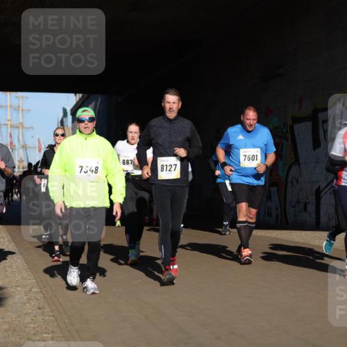 06.10.2024 - 19. swb-Marathon Bremen Michael Strokosch http://msf.ph/oto/7346872 06.10.2024 10:22:07 Laufen 7348, 8696, 887, 7601, 8127, 690 meine-sportfotos.de