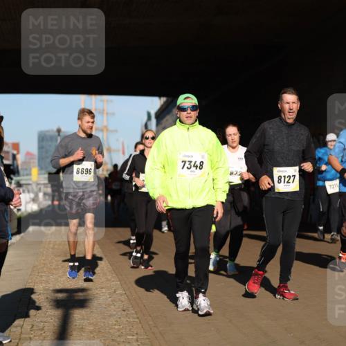 06.10.2024 - 19. swb-Marathon Bremen Michael Strokosch http://msf.ph/oto/7346874 06.10.2024 10:22:08 Laufen 8696, 7348, 8127, 7211, 7601 meine-sportfotos.de