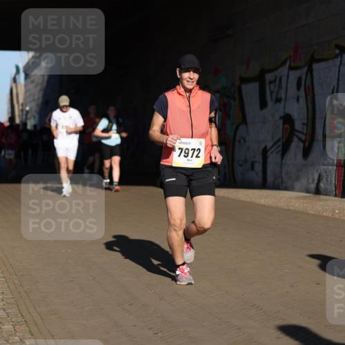 06.10.2024 - 19. swb-Marathon Bremen Michael Strokosch http://msf.ph/oto/7346931 06.10.2024 10:22:19 Laufen 4, 7972 meine-sportfotos.de