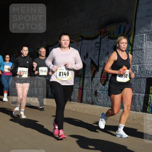 06.10.2024 - 19. swb-Marathon Bremen Michael Strokosch http://msf.ph/oto/7347028 06.10.2024 10:22:40 Laufen 982, 8632, 32, 873, 7946, 8149, 198 meine-sportfotos.de