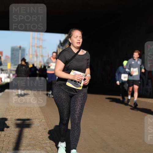 06.10.2024 - 19. swb-Marathon Bremen Michael Strokosch http://msf.ph/oto/7347037 06.10.2024 10:22:45 Laufen 898 meine-sportfotos.de