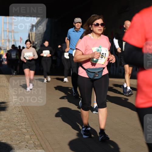 06.10.2024 - 19. swb-Marathon Bremen Michael Strokosch http://msf.ph/oto/7347142 06.10.2024 10:23:11 Laufen 8457, 3272, 61, 8243 meine-sportfotos.de