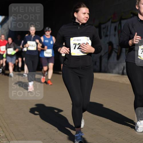 06.10.2024 - 19. swb-Marathon Bremen Michael Strokosch http://msf.ph/oto/7347163 06.10.2024 10:23:17 Laufen 4453, 72, 7804 meine-sportfotos.de