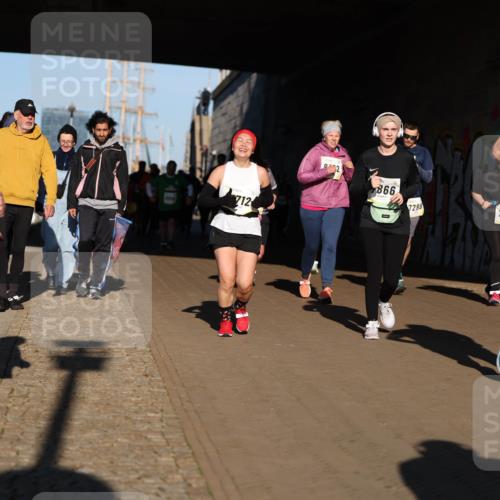 06.10.2024 - 19. swb-Marathon Bremen Michael Strokosch http://msf.ph/oto/7347192 06.10.2024 10:23:26 Laufen 712, 866, 7288, 7998, 8746 meine-sportfotos.de