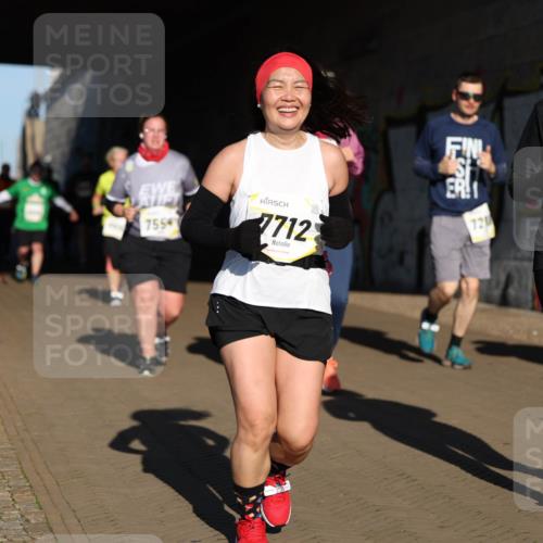 06.10.2024 - 19. swb-Marathon Bremen Michael Strokosch http://msf.ph/oto/7347207 06.10.2024 10:23:29 Laufen 1, 755, 7712, 72, 866 meine-sportfotos.de