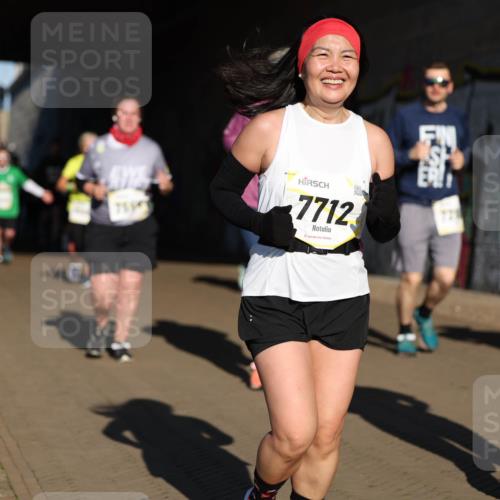 06.10.2024 - 19. swb-Marathon Bremen Michael Strokosch http://msf.ph/oto/7347211 06.10.2024 10:23:30 Laufen 7712 meine-sportfotos.de