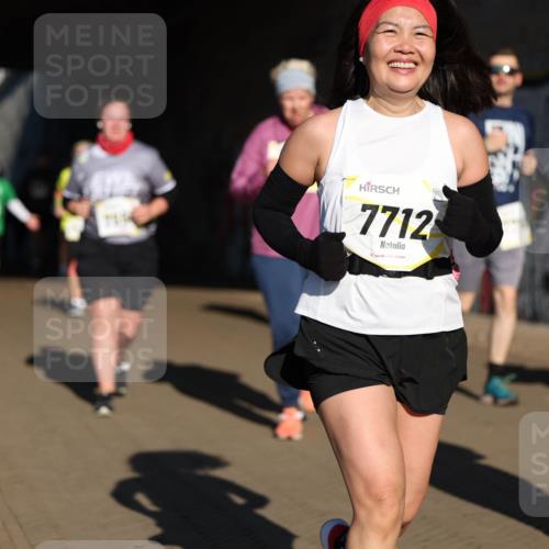 06.10.2024 - 19. swb-Marathon Bremen Michael Strokosch http://msf.ph/oto/7347213 06.10.2024 10:23:30 Laufen 7712 meine-sportfotos.de