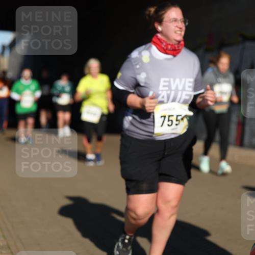 06.10.2024 - 19. swb-Marathon Bremen Michael Strokosch http://msf.ph/oto/7347223 06.10.2024 10:23:32 Laufen 755 meine-sportfotos.de