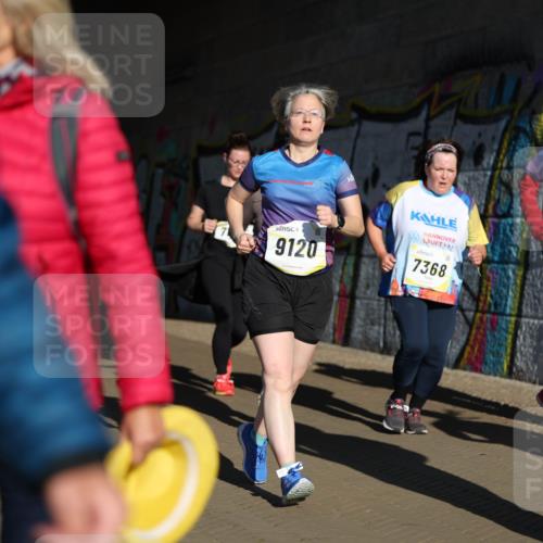 06.10.2024 - 19. swb-Marathon Bremen Michael Strokosch http://msf.ph/oto/7347257 06.10.2024 10:23:51 Laufen 9120, 7368 meine-sportfotos.de