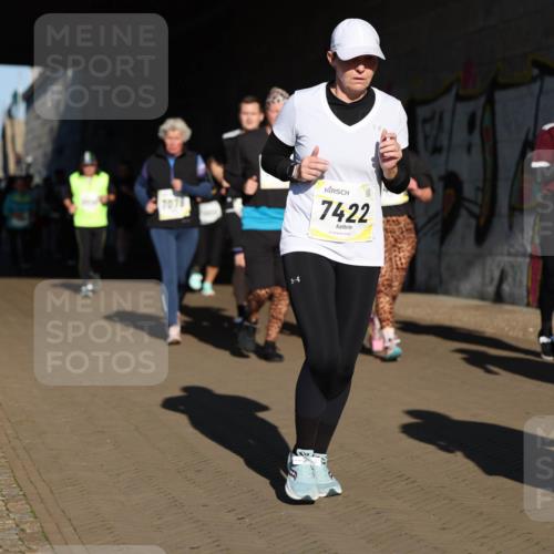 06.10.2024 - 19. swb-Marathon Bremen Michael Strokosch http://msf.ph/oto/7347296 06.10.2024 10:24:09 Laufen 7078, 7422 meine-sportfotos.de