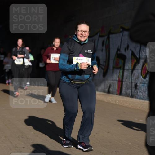 06.10.2024 - 19. swb-Marathon Bremen Michael Strokosch http://msf.ph/oto/7347358 06.10.2024 10:24:32 Laufen  meine-sportfotos.de