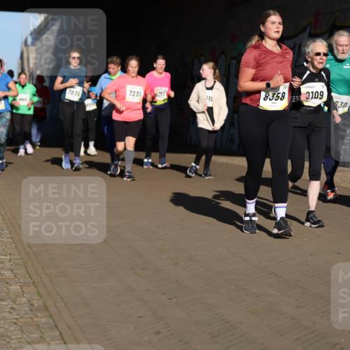 06.10.2024 - 19. swb-Marathon Bremen Michael Strokosch http://msf.ph/oto/7347403 06.10.2024 10:24:47 Laufen 2109, 630, 90, 7835, 7231, 295, 719, 8358, 7733 meine-sportfotos.de