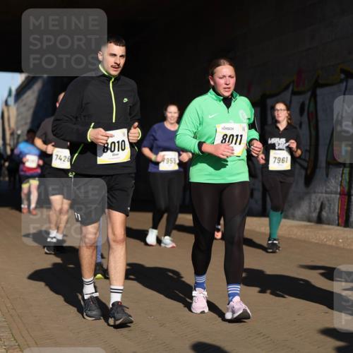06.10.2024 - 19. swb-Marathon Bremen Michael Strokosch http://msf.ph/oto/7347423 06.10.2024 10:24:54 Laufen 7426, 8010, 959, 8011, 7961 meine-sportfotos.de