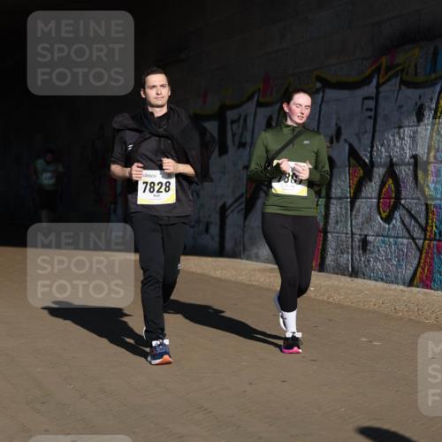 06.10.2024 - 19. swb-Marathon Bremen Michael Strokosch http://msf.ph/oto/7347594 06.10.2024 10:25:43 Laufen 7828 meine-sportfotos.de