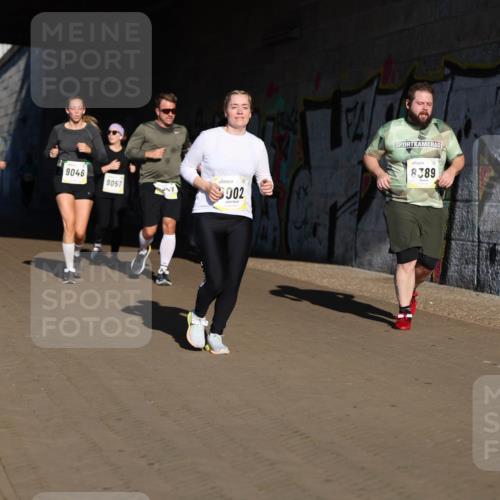 06.10.2024 - 19. swb-Marathon Bremen Michael Strokosch http://msf.ph/oto/7347614 06.10.2024 10:25:51 Laufen 7143, 9046, 9057, 47, 002, 8389 meine-sportfotos.de