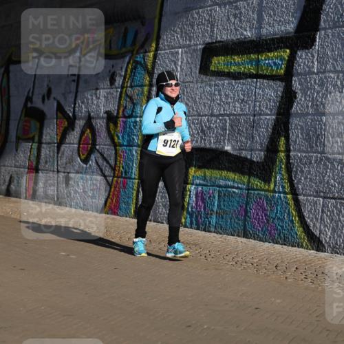 06.10.2024 - 19. swb-Marathon Bremen Michael Strokosch http://msf.ph/oto/7347685 06.10.2024 10:26:08 Laufen 912 meine-sportfotos.de