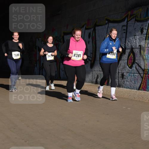 06.10.2024 - 19. swb-Marathon Bremen Michael Strokosch http://msf.ph/oto/7347748 06.10.2024 10:26:22 Laufen 7316, 7518, 7927, 8381, 8380 meine-sportfotos.de