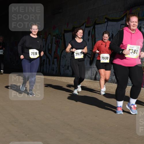 06.10.2024 - 19. swb-Marathon Bremen Michael Strokosch http://msf.ph/oto/7347758 06.10.2024 10:26:23 Laufen 7315, 7518, 7927, 7930, 381, 8380 meine-sportfotos.de