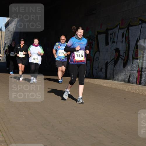 06.10.2024 - 19. swb-Marathon Bremen Michael Strokosch http://msf.ph/oto/7347835 06.10.2024 10:27:02 Laufen 7858, 815, 8476, 8124, 7615 meine-sportfotos.de