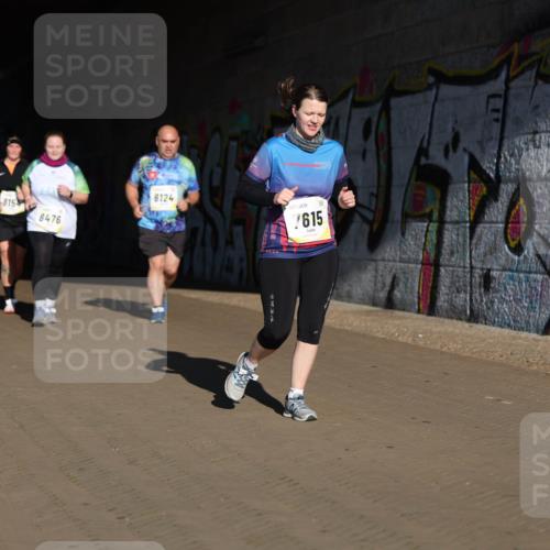06.10.2024 - 19. swb-Marathon Bremen Michael Strokosch http://msf.ph/oto/7347846 06.10.2024 10:27:02 Laufen 815, 7858, 8476, 9024, 8124, 7615 meine-sportfotos.de