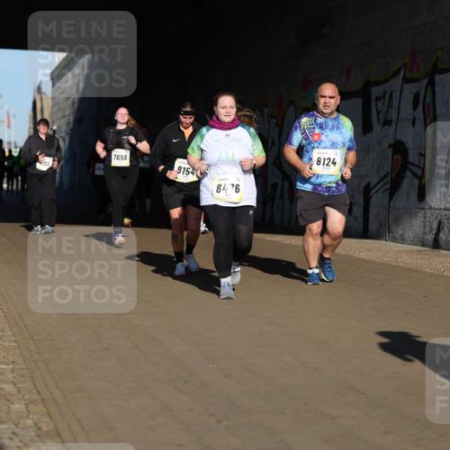 06.10.2024 - 19. swb-Marathon Bremen Michael Strokosch http://msf.ph/oto/7347857 06.10.2024 10:27:04 Laufen 7658, 8154, 8476, 8124 meine-sportfotos.de