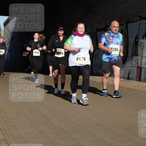 06.10.2024 - 19. swb-Marathon Bremen Michael Strokosch http://msf.ph/oto/7347867 06.10.2024 10:27:05 Laufen 7658, 154, 92, 8476, 124 meine-sportfotos.de