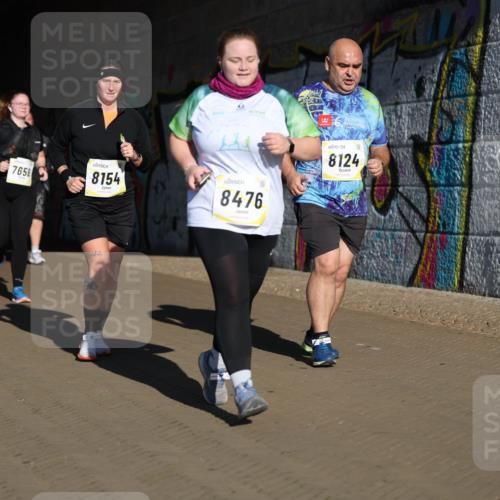 06.10.2024 - 19. swb-Marathon Bremen Michael Strokosch http://msf.ph/oto/7347876 06.10.2024 10:27:06 Laufen 7658, 7843, 8154, 8476, 6632, 8124 meine-sportfotos.de