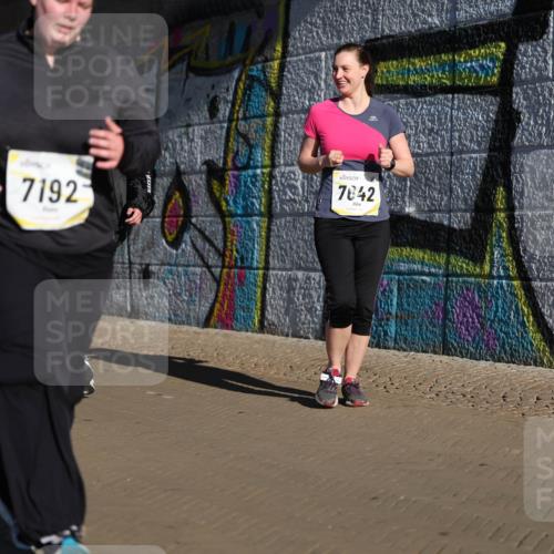 06.10.2024 - 19. swb-Marathon Bremen Michael Strokosch http://msf.ph/oto/7347923 06.10.2024 10:27:12 Laufen 3, 7192, 701, 7642, 211 meine-sportfotos.de