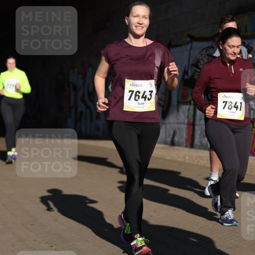 06.10.2024 - 19. swb-Marathon Bremen Michael Strokosch http://msf.ph/oto/7347927 06.10.2024 10:27:13 Laufen 7643, 7841 meine-sportfotos.de