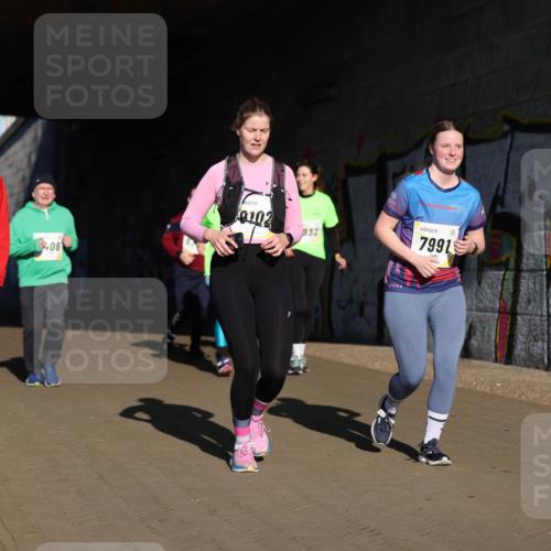 06.10.2024 - 19. swb-Marathon Bremen Michael Strokosch http://msf.ph/oto/7347959 06.10.2024 10:27:23 Laufen 408, 2024, 0102, 932, 7991 meine-sportfotos.de