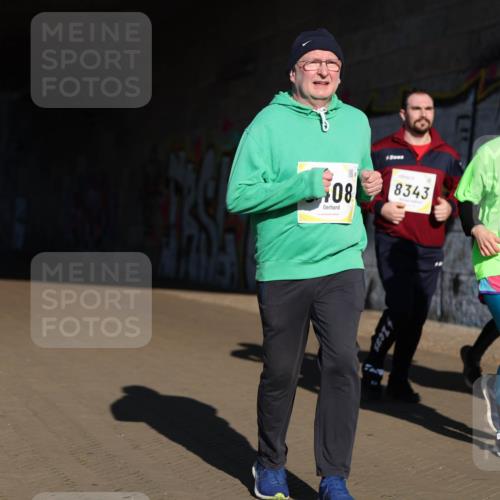 06.10.2024 - 19. swb-Marathon Bremen Michael Strokosch http://msf.ph/oto/7347993 06.10.2024 10:27:27 Laufen 08, 8343, 8928 meine-sportfotos.de