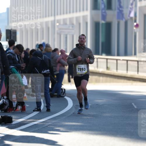 06.10.2024 - 19. swb-Marathon Bremen Michael Strokosch http://msf.ph/oto/7348171 06.10.2024 10:35:26 Laufen 7993 meine-sportfotos.de