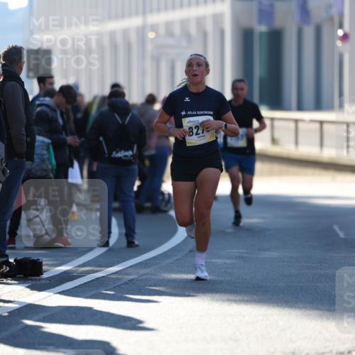 06.10.2024 - 19. swb-Marathon Bremen Michael Strokosch http://msf.ph/oto/7348217 06.10.2024 10:35:33 Laufen 827 meine-sportfotos.de