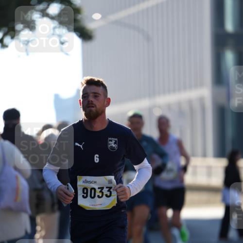 06.10.2024 - 19. swb-Marathon Bremen Michael Strokosch http://msf.ph/oto/7348283 06.10.2024 10:35:47 Laufen 6, 9033 meine-sportfotos.de