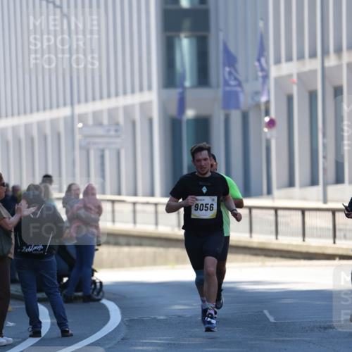06.10.2024 - 19. swb-Marathon Bremen Michael Strokosch http://msf.ph/oto/7348297 06.10.2024 10:36:04 Laufen 9056 meine-sportfotos.de