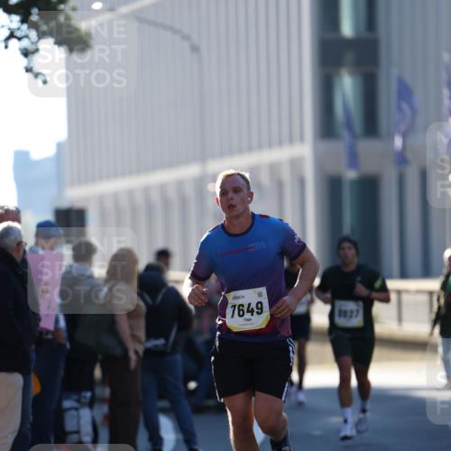 06.10.2024 - 19. swb-Marathon Bremen Michael Strokosch http://msf.ph/oto/7348371 06.10.2024 10:36:19 Laufen 2024, 7649 meine-sportfotos.de
