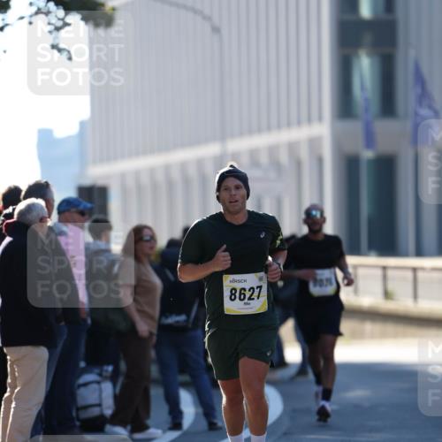 06.10.2024 - 19. swb-Marathon Bremen Michael Strokosch http://msf.ph/oto/7348391 06.10.2024 10:36:22 Laufen 8627 meine-sportfotos.de