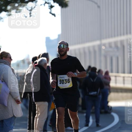 06.10.2024 - 19. swb-Marathon Bremen Michael Strokosch http://msf.ph/oto/7348423 06.10.2024 10:36:26 Laufen 9036 meine-sportfotos.de