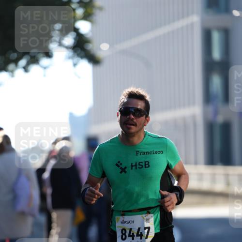 06.10.2024 - 19. swb-Marathon Bremen Michael Strokosch http://msf.ph/oto/7348435 06.10.2024 10:36:27 Laufen 8447 meine-sportfotos.de