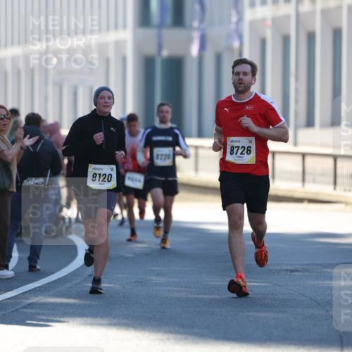 06.10.2024 - 19. swb-Marathon Bremen Michael Strokosch http://msf.ph/oto/7348491 06.10.2024 10:36:53 Laufen 8120, 8220, 8726 meine-sportfotos.de