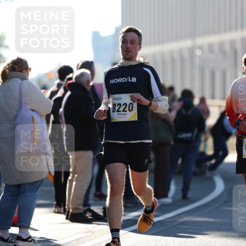 06.10.2024 - 19. swb-Marathon Bremen Michael Strokosch http://msf.ph/oto/7348537 06.10.2024 10:36:58 Laufen 8220, 2018, 8544, 052 meine-sportfotos.de
