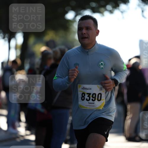06.10.2024 - 19. swb-Marathon Bremen Michael Strokosch http://msf.ph/oto/7348578 06.10.2024 10:37:05 Laufen 8390 meine-sportfotos.de