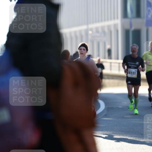 06.10.2024 - 19. swb-Marathon Bremen Michael Strokosch http://msf.ph/oto/7348650 06.10.2024 10:37:18 Laufen 3, 8331 meine-sportfotos.de