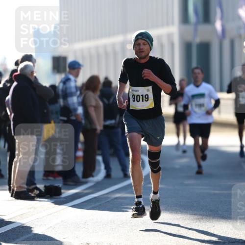 06.10.2024 - 19. swb-Marathon Bremen Michael Strokosch http://msf.ph/oto/7348685 06.10.2024 10:37:25 Laufen 9019 meine-sportfotos.de