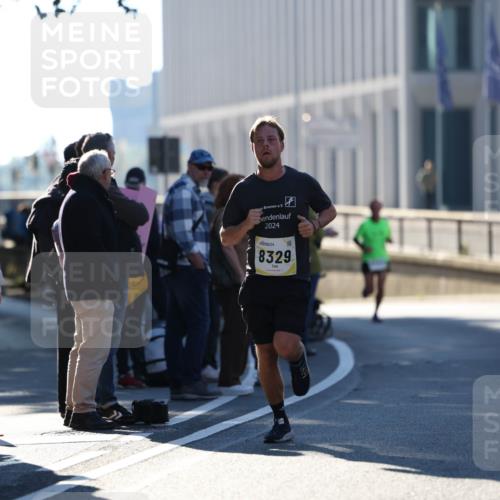 06.10.2024 - 19. swb-Marathon Bremen Michael Strokosch http://msf.ph/oto/7348754 06.10.2024 10:37:34 Laufen 2024, 8329 meine-sportfotos.de