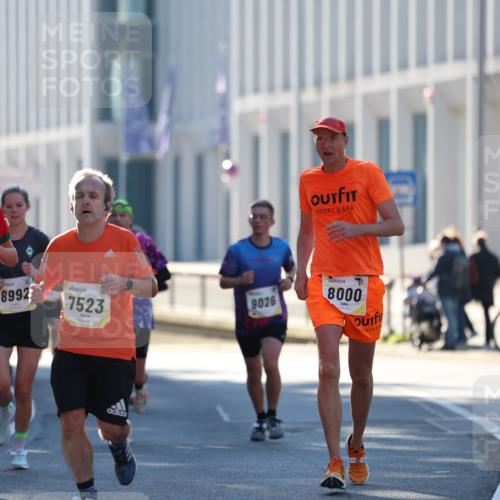 06.10.2024 - 19. swb-Marathon Bremen Michael Strokosch http://msf.ph/oto/7348863 06.10.2024 10:38:05 Laufen 7033, 8992, 7523, 9026, 8000 meine-sportfotos.de