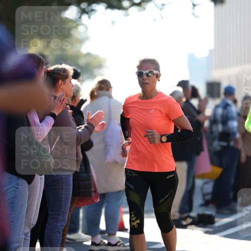 06.10.2024 - 19. swb-Marathon Bremen Michael Strokosch http://msf.ph/oto/7348911 06.10.2024 10:38:11 Laufen 204, 9064 meine-sportfotos.de