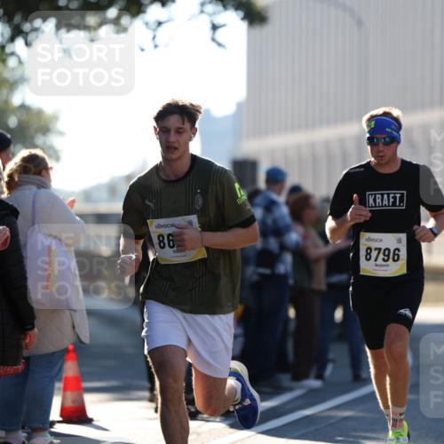 06.10.2024 - 19. swb-Marathon Bremen Michael Strokosch http://msf.ph/oto/7349033 06.10.2024 10:38:25 Laufen 86, 8796 meine-sportfotos.de