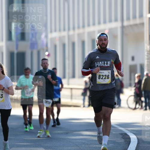 06.10.2024 - 19. swb-Marathon Bremen Michael Strokosch http://msf.ph/oto/7349054 06.10.2024 10:38:28 Laufen 7363, 1813, 8226 meine-sportfotos.de